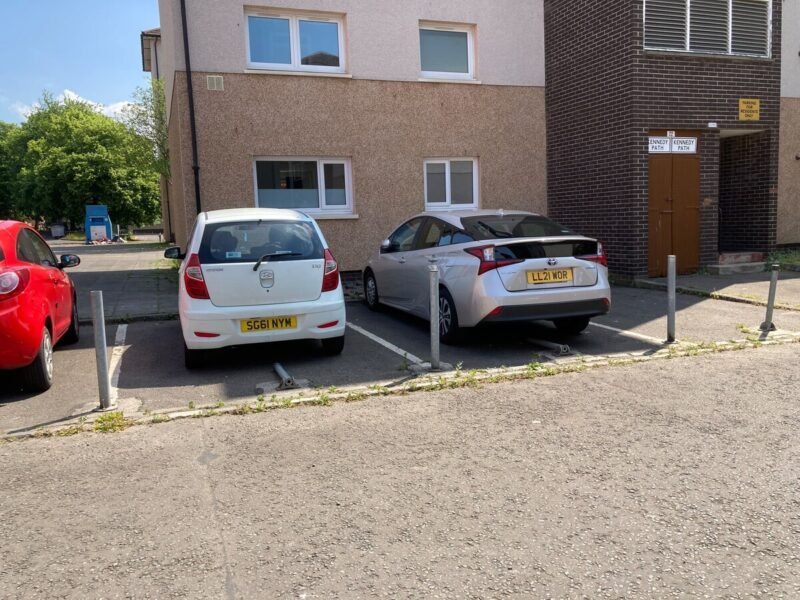 1-Bed Comfort + Clean Space & Free Parking photo 4