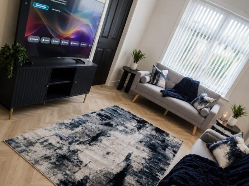Stylish 3BR Flat · Near Ibrox · Parking · Sleeps 8 photo 1